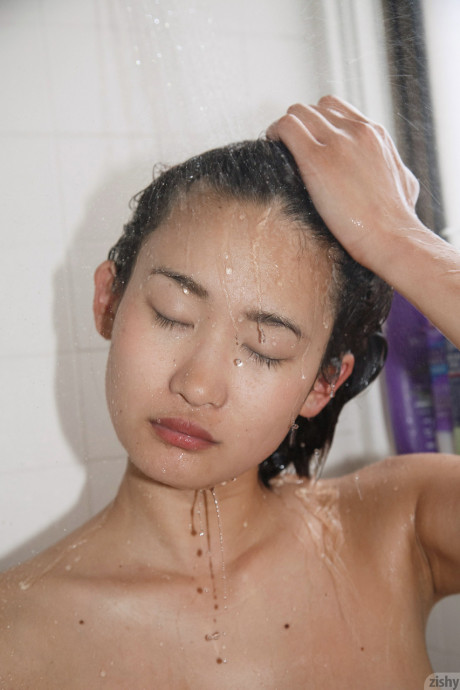 Beautiful attractive Japanese teen Saki Kishima flaunts her thin figure in the shower - #549117