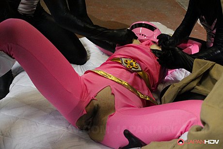 Asian slut GF lady getting her trimmed snatch creampied through her ripped space suit - Image 7 of 20  in Pussy category  