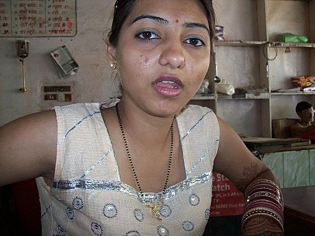 Indian lady gf woman models for naked nude shoot during her honeymoon - Image 10 of 10  in Outdoor category  