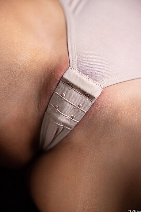 Met Art starring Alice Kelly naked Pictures - Image 4 of 21  in Model category   featuring Alice Kelly 