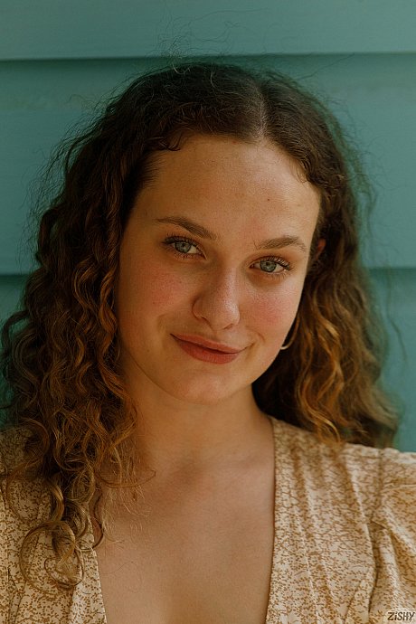 Beautiful curly haired amateur Carrie Barber shows her enormous behind in panties - Image 5 of 12  in Outdoor category   featuring Carrie Barber 