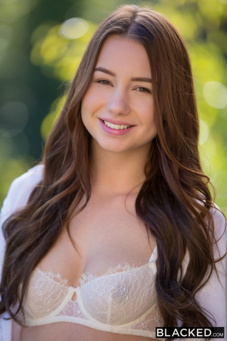 Brunette beauty with small melons Taylor Sands takes a dark meat deeply