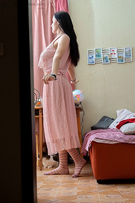 Tall brunette Elza flashing her tight behind & her enormous areolas while dressiing - Image 20 of 20  in Babe category   featuring Elza 