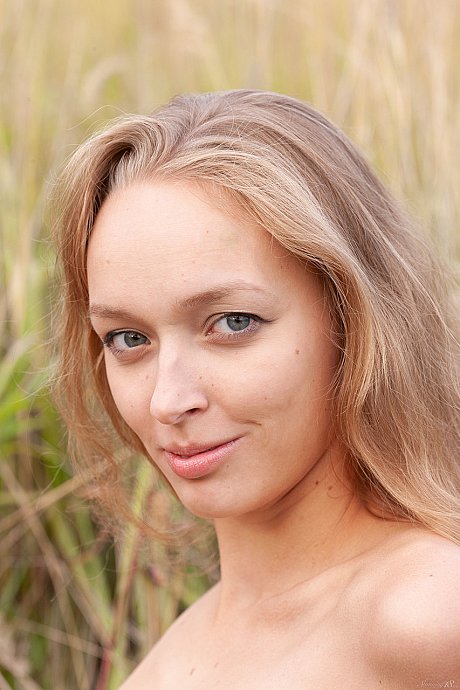 Pretty 18 performed by Jessie U Hot XXX - Image 21 of 21  in Outdoor category   featuring Jessie U 