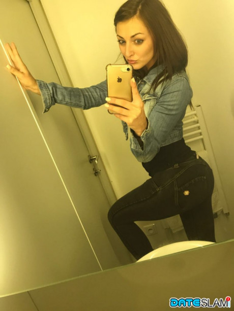 Hot solo bitch girl girl takes mirror selfies to add to her dating profile - #247647