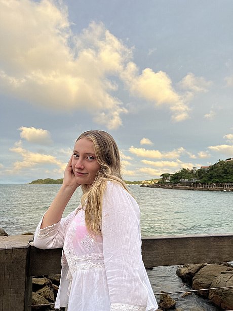 OnlyFans Estell Aily featuring Estell Aily Hot Pics - Image 4 of 20  in Model category  