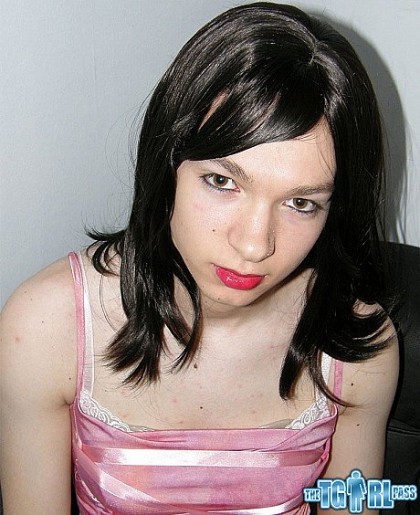 The t-girl Pass XXX Pictures - Image 4 of 15  in Shemale category  