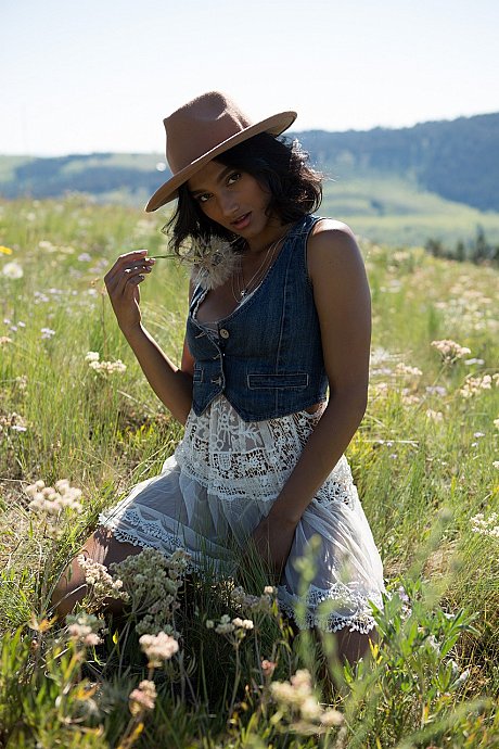 Sultry country slut gf broad Angel Constance flashes natural boobs & hard nips outdoors - Image 2 of 10  in Model category   featuring Angel Constance 
