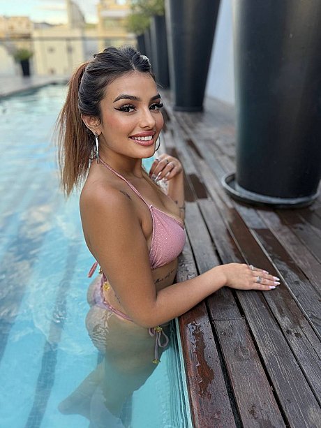 OnlyFans Giorgia Lombardi performed by Giorgia Lombardi undressed Images - Image 8 of 15  in Amateur category   featuring Giorgia Lombardi 