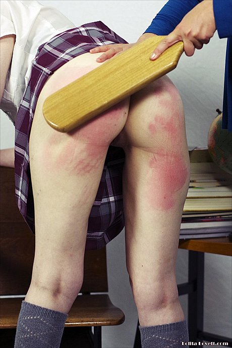 Luci Lovett Official featuring Luci Lovett Sex Pictures - Image 8 of 14  in Lesbian category   featuring Luci Lovett 