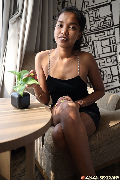 Ravishing charming chinese babe Fon B ends a fine striptease with some POV sex - Image 10 of 21  in Pussy category   featuring Fon B 