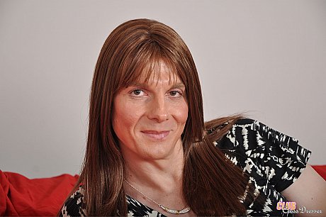 Club Cross Dresser naked Photos - Image 6 of 16  in Shemale category  