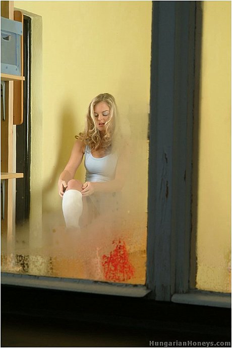 Beautiful blondy Silvie Thomas gets caught stripping and masturbating - Image 4 of 20  in MILF category   featuring Silvie Thomas 
