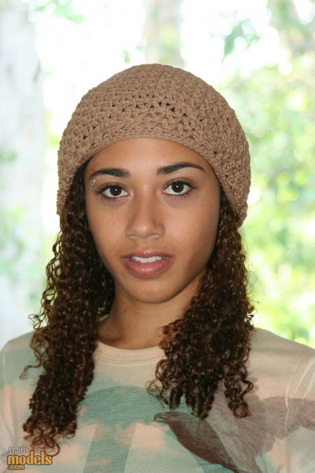 Black amateur Mi Mi Allen wears crocheted skull cap while posing in the undressed - #232938