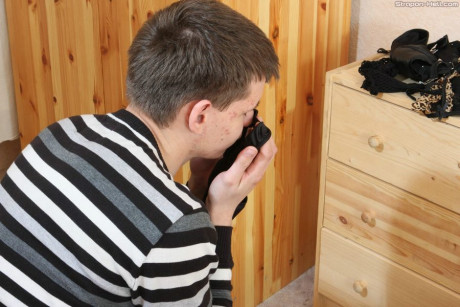 Fresh teenie panty sniffer gets pegged after being caught by a cute brunette - #607589