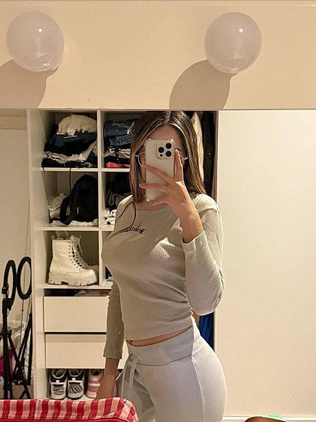 OnlyFans Its Ella Xox Its Ella Xox - Image 13 of 15  in Model category   featuring Its Ella Xox 