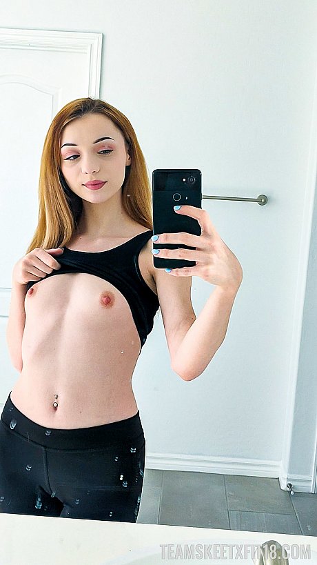 Stunning cute teen Cecelia Taylor takes nudes showing her tiny melons & her hot booty - Image 11 of 20  in Teen category   featuring Cecelia Taylor 