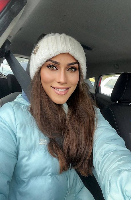 Cute babe Maria Bellarose shows off her large butt in a charming undies compilation - Image 2 of 15  in Legs category   featuring Maria Bellarose 