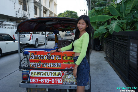 Tuk Tuk Patrol Pikka - #440826