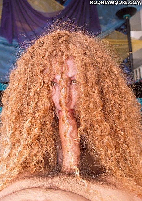 Curly-haired amateur Annie Body poses nude before giving a lovely lovely blowjob - Image 5 of 20  in Pussy category   featuring Annie Body 