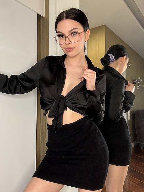 OnlyFans Emma Kitten featuring Emma Kitten Hot Pics - Image 11 of 17  in Model category   featuring Emma Kitten 