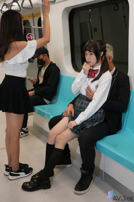 Oriental schoolgirl Yuli has doggystyle sex with a senior on the train - #837372