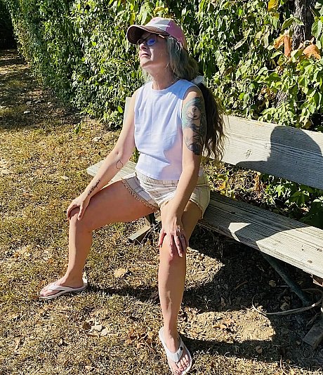 Mature amateur Lil Ms Muffet exposes her titties and butt while out for a walk - Image 12 of 16  in Outdoor category   featuring Lil Ms Muffet 