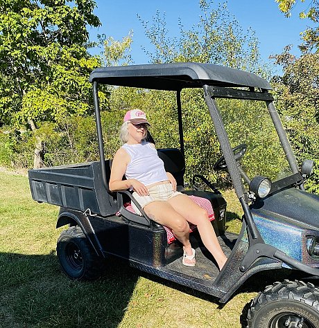 Mature amateur Lil Ms Muffet exposes her titties and butt while out for a walk - Image 14 of 16  in Outdoor category   featuring Lil Ms Muffet 