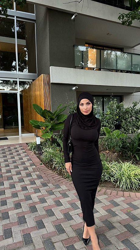 OnlyFans Leila Onyx XXX Gallery - Image 7 of 20  in Model category  