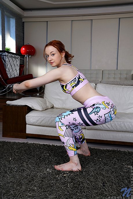 Fit amateur babe Sheryl X strips off her gymwear and toys herself - Image 2 of 21  in Pussy category   featuring Sheryl X 
