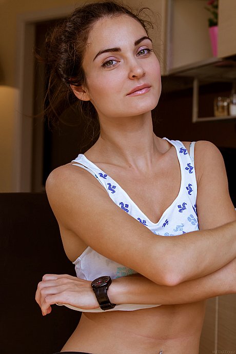 Glamorous babe Onorin shows her tanned breasts and her inviting shaved snatch - Image 3 of 20  in Babe category   featuring Onorin 