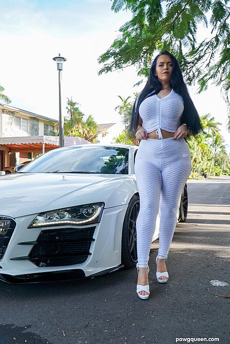 PAWG Queen starring Ryan Smiles Sex Pictures - Image 6 of 21  in Ass category   featuring Ryan Smiles 