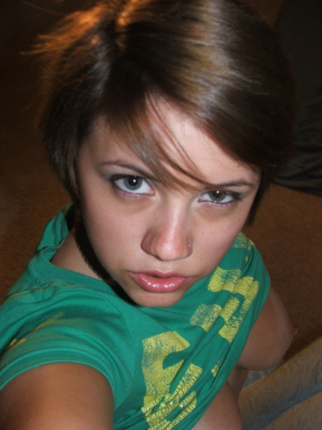 Teen slut girl chick Photos - #688838
