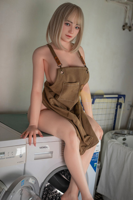 Skinny blondy sex doll Quintina strips & shows her curves while doing laundry - #1062239