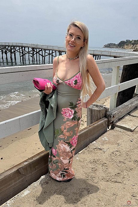 ATK Galleria starring Riley Rose Hot Images - Image 18 of 21  in Pussy category   featuring Riley Rose 