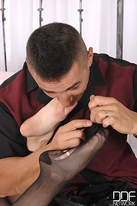Charming blondie French lady Jessie Volt gets her stockinged feet and pussy poked - Image 8 of 21  in Legs category   featuring Mugur, Jessie Volt 