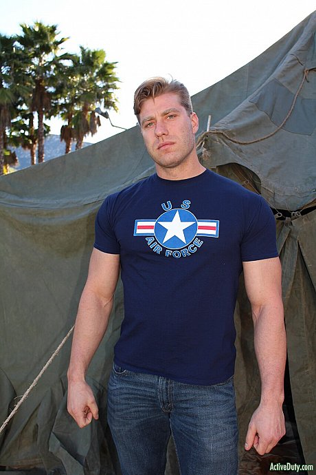 Active Duty performed by John Hawkins XXX Porn Pics - Image 1 of 19  in Gay category  