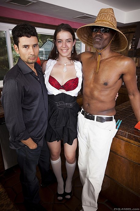 White girl gf lady Nicole Rider gets rammed by a BBC in this cuckold scene - Image 2 of 20  in Cumshot category   featuring Gabriel dAlessandro, Sean Michaels, Nicole Rider 