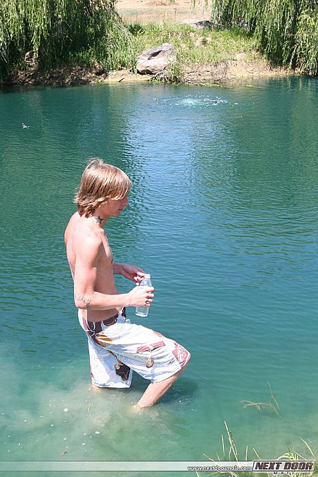 Amateur gay with amazing abs Skyler flaunts his monstrous meat outdoors - Image 5 of 20  in Gay category  