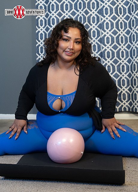 Horny tgirl fatty Peachie Garcia reveals her gigantic breasts and gets rammed - Image 6 of 21  in Shemale category  