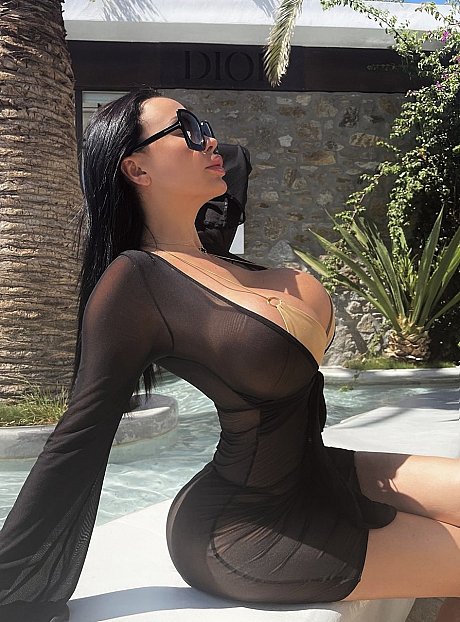 Glamorous OnlyFans model Anastasia Doll shows her cleavage in her compilation - Gallery #38417