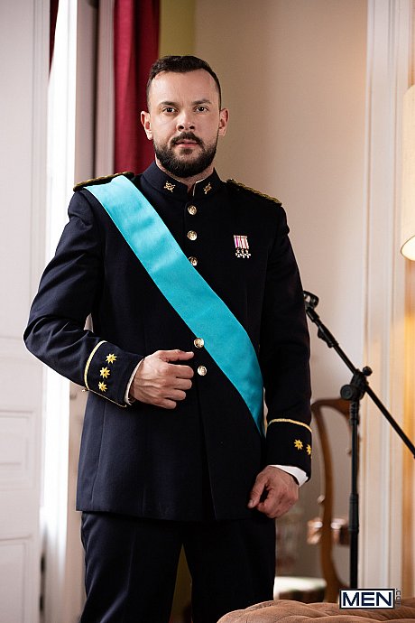 Adorable twink Joey Mills gets seduced and plowed by gay prince Sir Peter - Image 1 of 13  in Gay category  