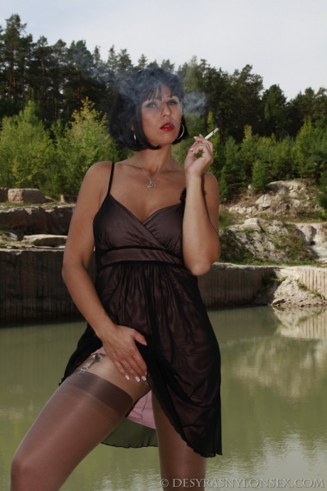 Hot German mature Desyra Noir strips to her pantyhose & exposes her huge behind - #990119