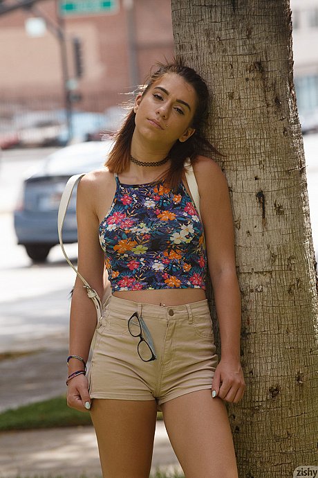 Tiny teen amateur Jocelyn Kelly shows off her boobies & butt in public & at home - Image 2 of 11  in Teen category   featuring Joseline Kelly 