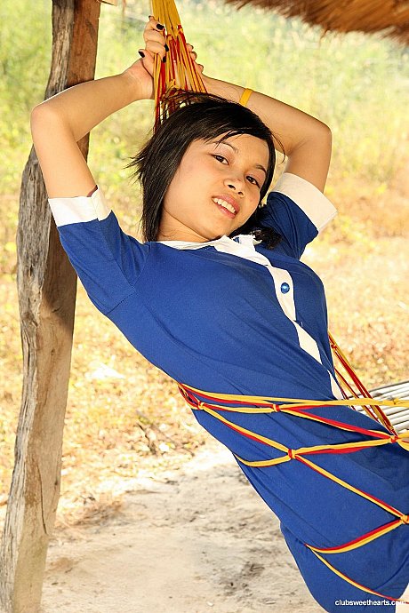 Cute asian whore gf girl Kung takes off her clothes to show her inviting puffy cunt - Image 1 of 20  in Skinny category   featuring Kung 