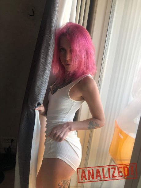 Pink-haired teenie Yara Phoenix takes selfies of her hot undressed tattooed body - #483991