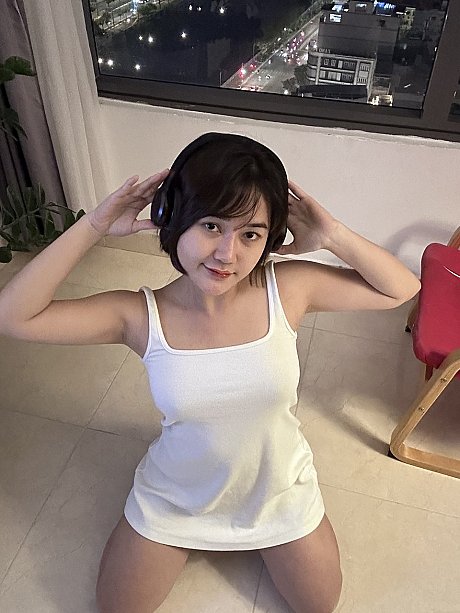 OnlyFans Lotus Huahang Lotus Huahang - Image 2 of 10  in Babe category  