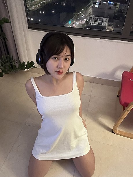 OnlyFans Lotus Huahang Lotus Huahang - Image 3 of 10  in Babe category  