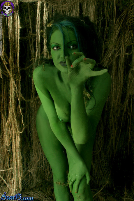 Solo girl gf broad with green skin wanders around the woods with no clothes on - #90917
