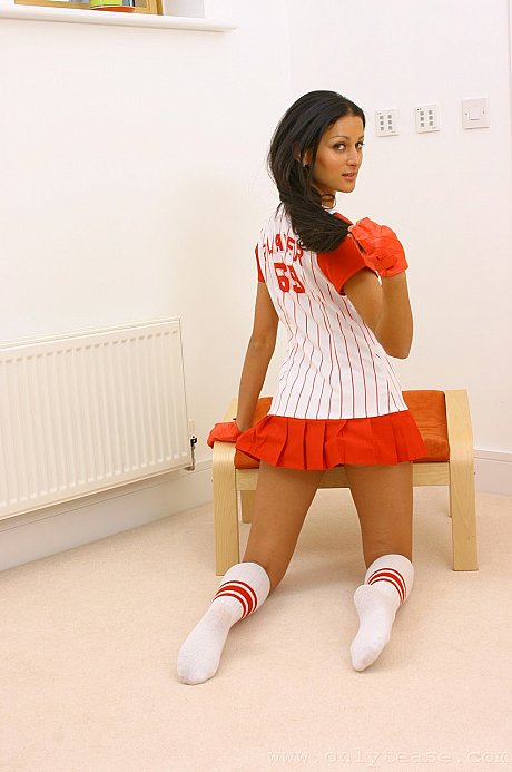 Porn Pics starring Frankie T XXX Pictures - Image 13 of 21  in Legs category   featuring Frankie T 